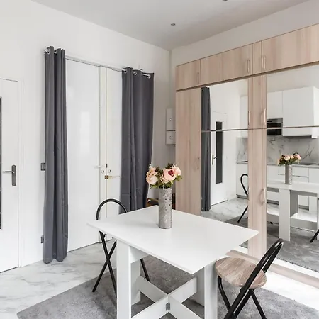 Exelmans - Welkeys Apartament *
